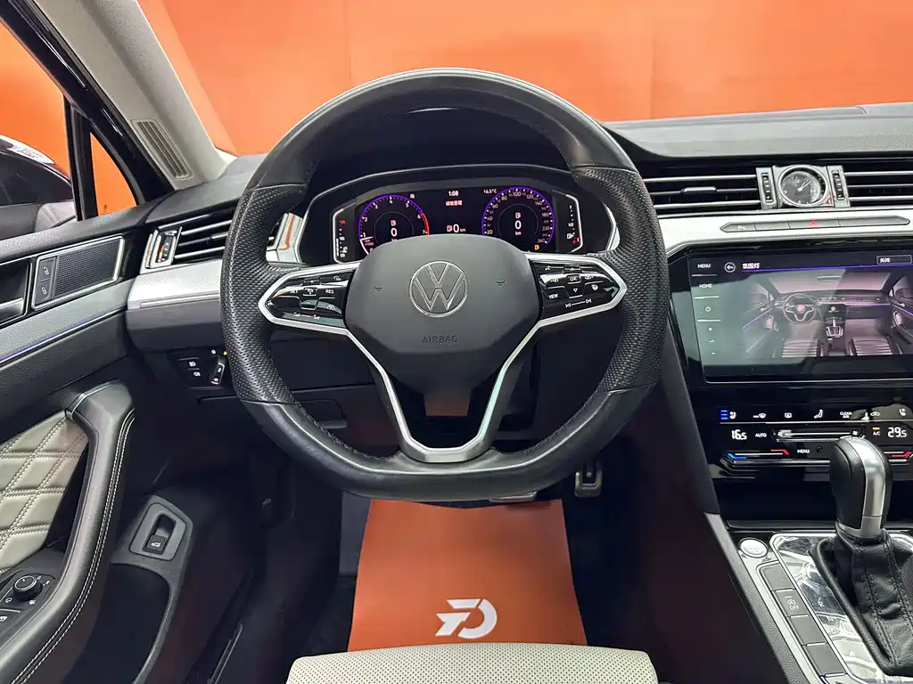 Magotan 2023 2 million commemorative edition 330TSI DSG luxury model купить на сайте DeffCars