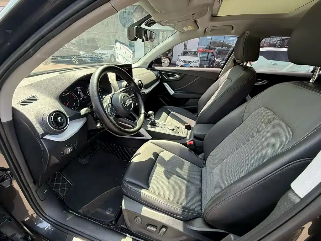 Audi Q2L 2018 35 TFSI Fashionable and Elegant National VI купить на сайте DeffCars