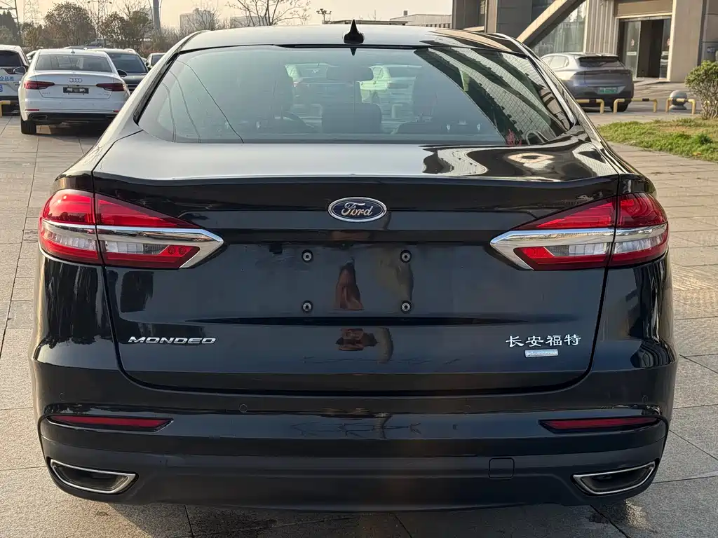 Mondeo 2018 EcoBoost 180 Smart Control Fashion National VI купить на сайте DeffCars