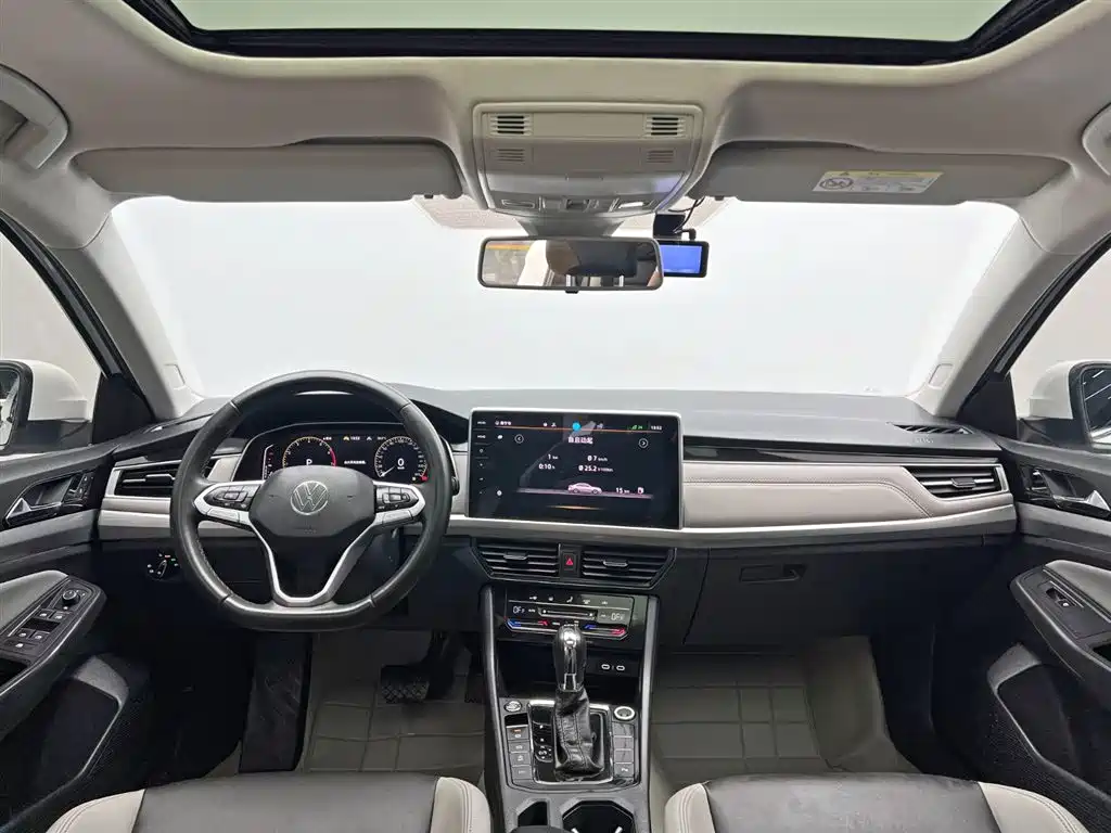 Bora 2023 300TSI DSG Premium Edition купить на сайте DeffCars