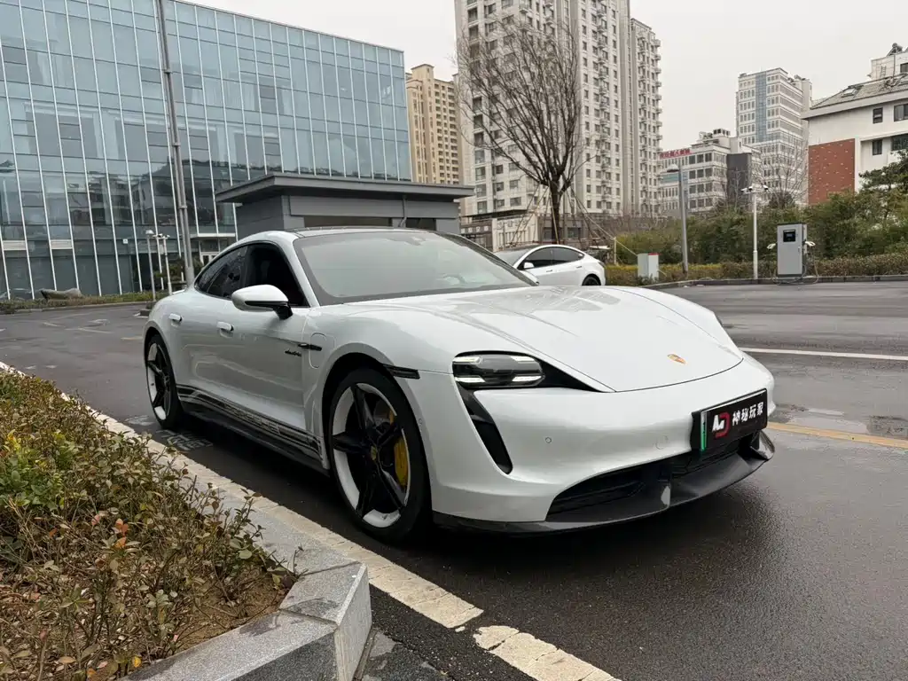 Taycan 2019 Taycan Turbo S купить на сайте DeffCars