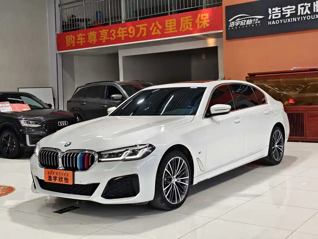 BMW 5 Series 2023 530Li Leading M Sports Package купить на сайте DeffCars