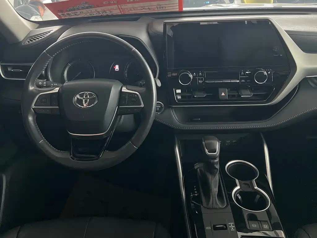 Highlander 2024 2.5L intelligent electric hybrid dual-engine two-wheel drive premium version 7 seats купить на сайте DeffCars