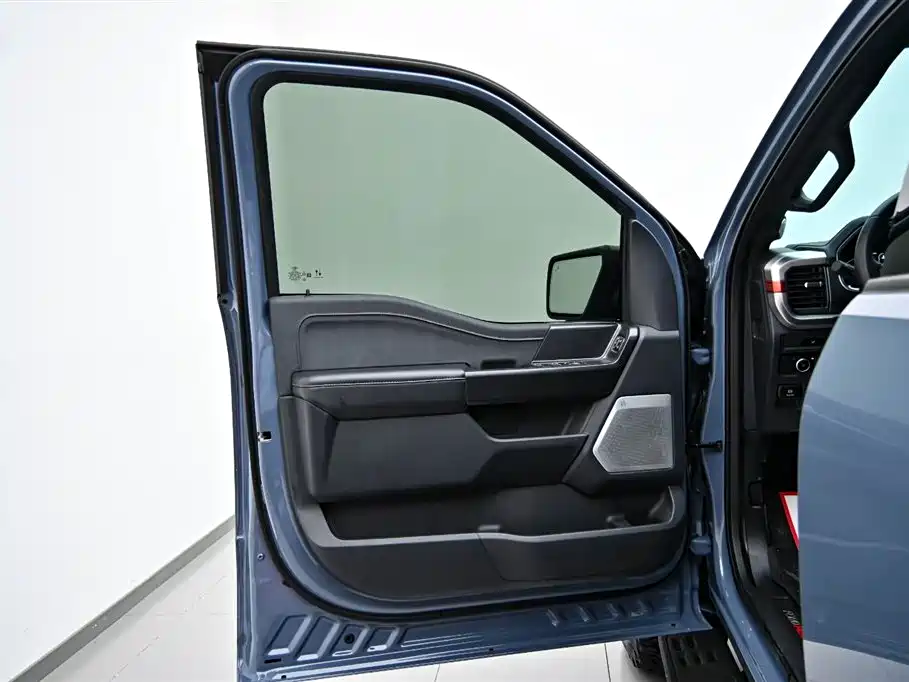 Ford F-150 Raptor 2023 3.5T Raptor купить на сайте DeffCars