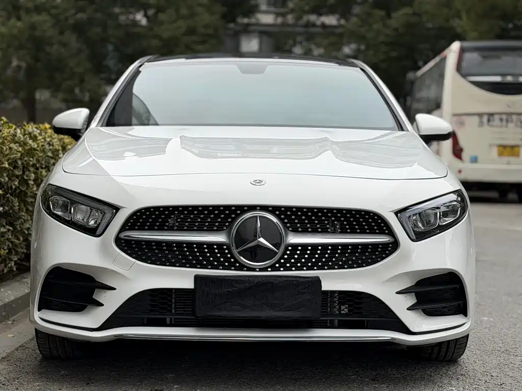 Mercedes-Benz A-Class 2021 A 200 L Sports Sedan Fashionable купить на сайте DeffCars