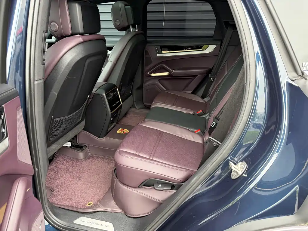 Cayenne 2025 Cayenne 3.0T купить на сайте DeffCars
