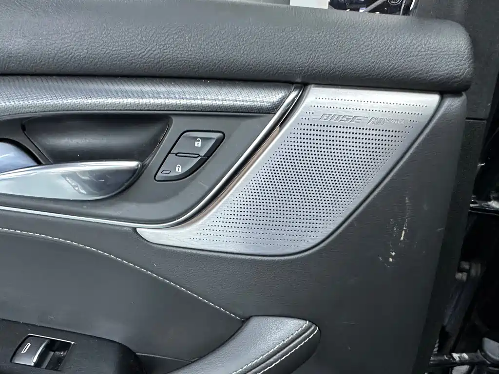 Cadillac CT5 2021 28T luxury model купить на сайте DeffCars