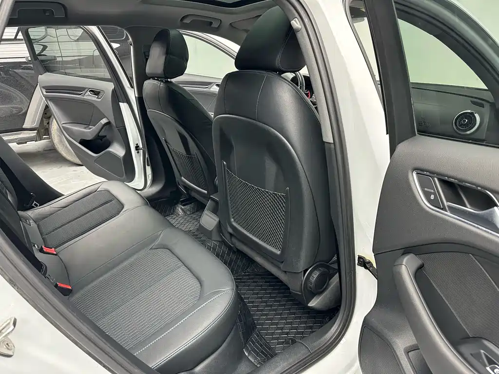 Audi A3 2019 Sportback 35 TFSI Sports National V купить на сайте DeffCars