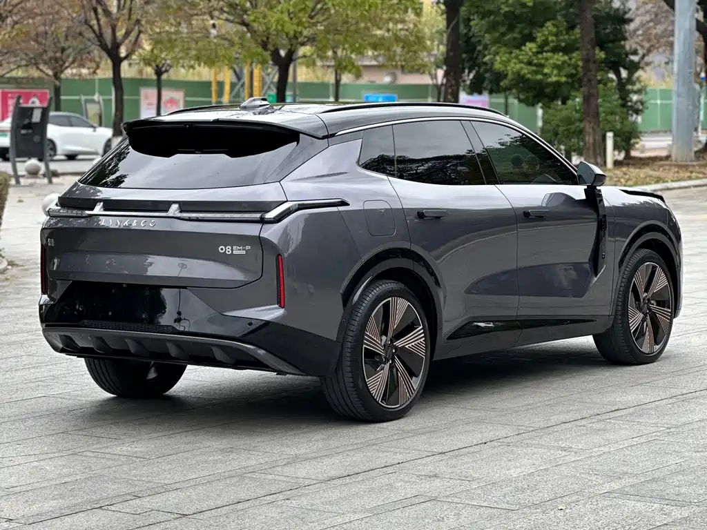 Lynk & Co 08 EM-P 2023 220km time limited edition купить на сайте DeffCars