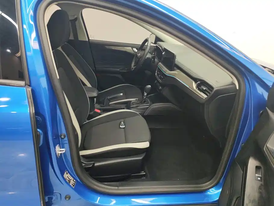 Focus 2021 Sedan 1.5L Automatic Front Jump купить на сайте DeffCars