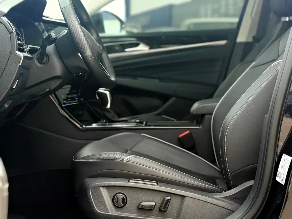 Passat 2022 330TSI Starry Sky Deluxe Edition купить на сайте DeffCars