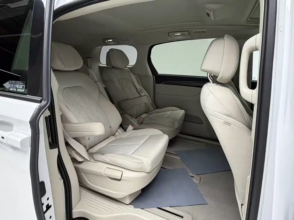 Buick GL8 2023 ES Lu Zun Comfort Type купить на сайте DeffCars