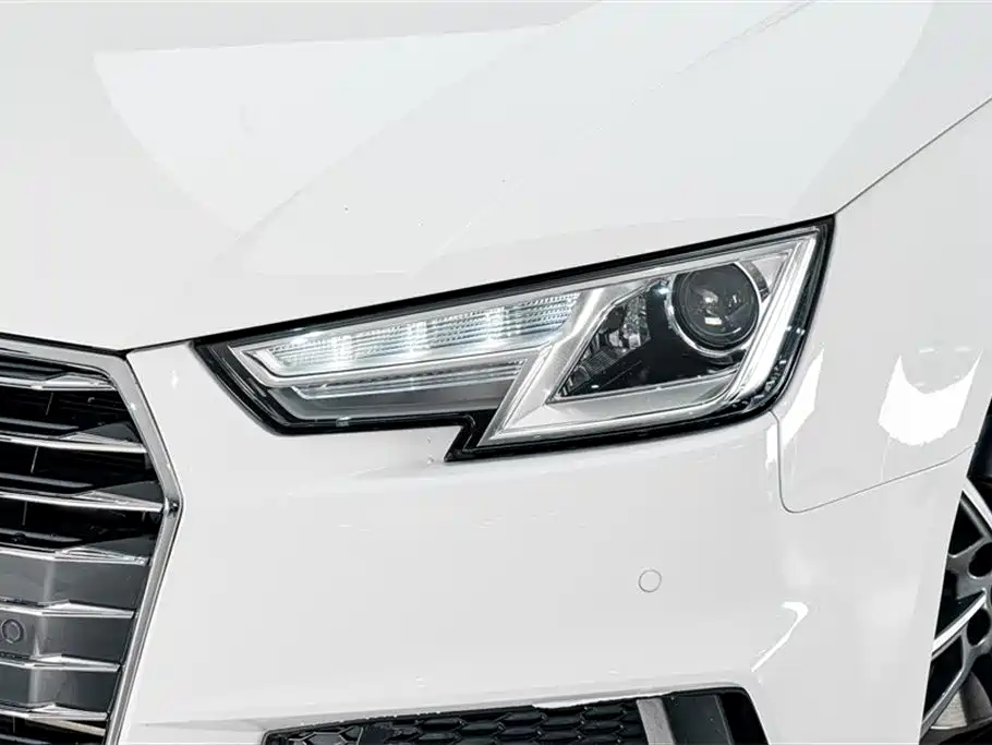 Audi A4L 2019 40 TFSI Enterprising National VI купить на сайте DeffCars