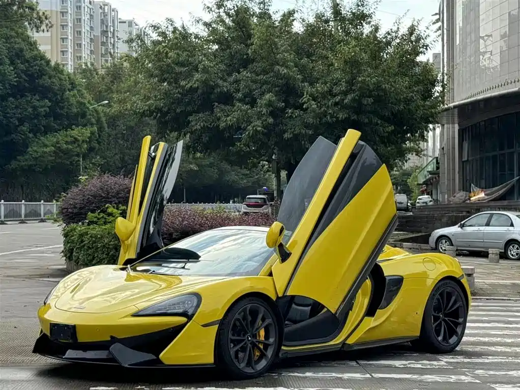 McLaren 570 2019 570S 3.8T Spider купить на сайте DeffCars
