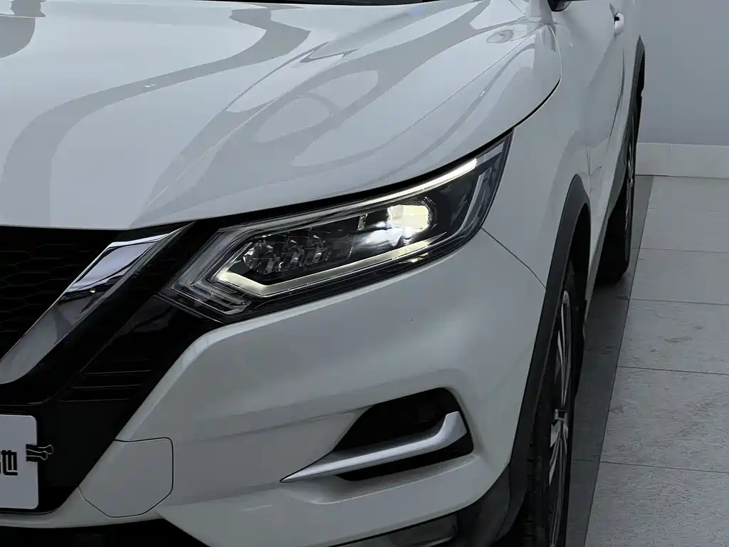 Qashqai 2022 2.0L CVT XV Prem Deluxe Edition купить на сайте DeffCars