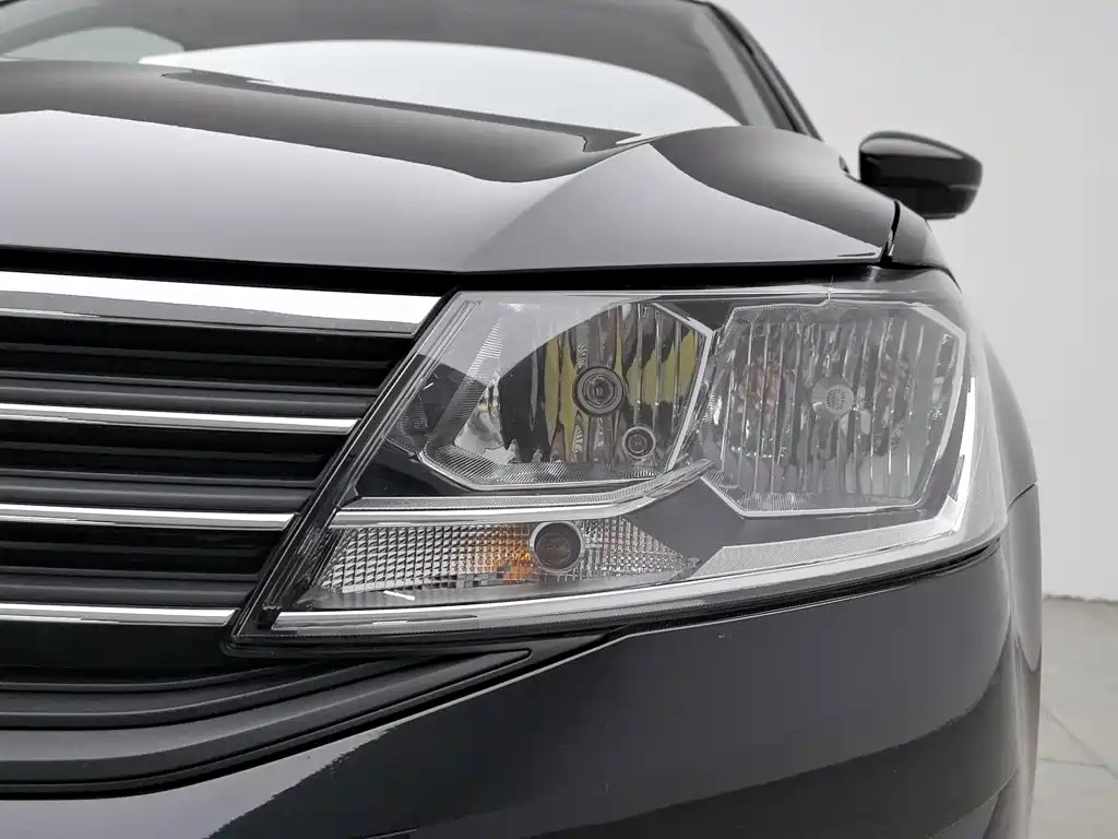 Lavida 2019 Lavida Qihang 1.5L Manual Fashion Edition National VI купить на сайте DeffCars