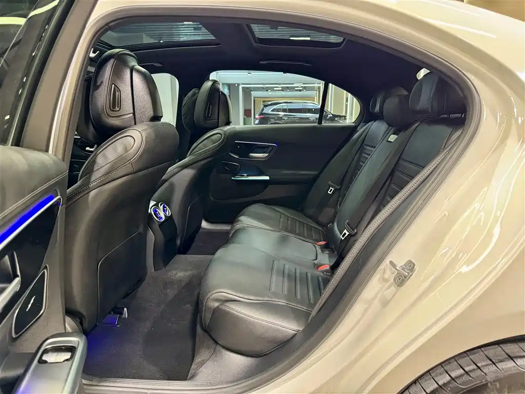 Mercedes-Benz C-Class 2025 facelift C 260 L sports version купить на сайте DeffCars