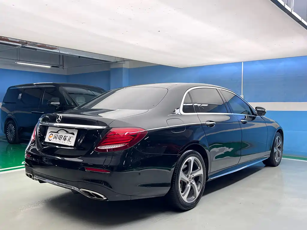 Mercedes-Benz E-Class 2018 E 300 L Sporty and Stylish купить на сайте DeffCars
