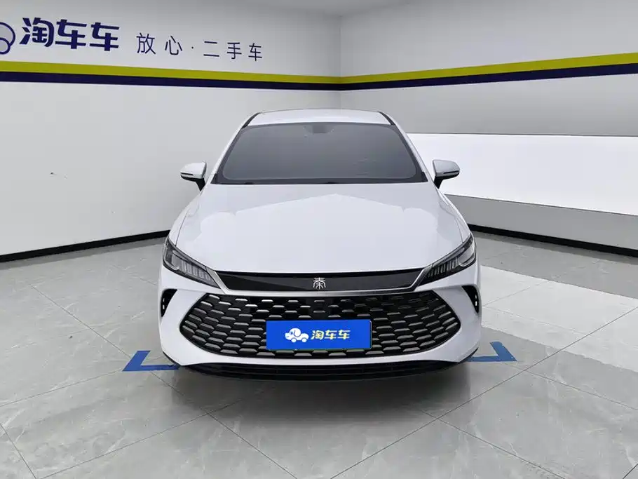 Qin PLUS 2025 DM-i smart driving version 55KM leading model купить на сайте DeffCars