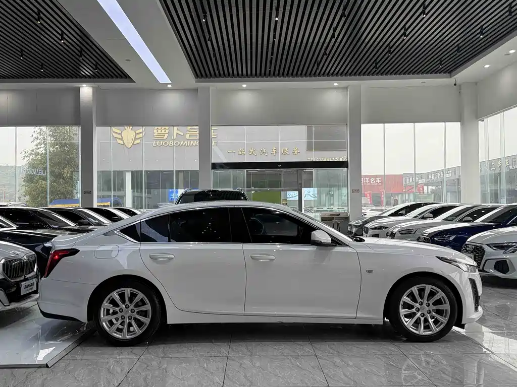 Cadillac CT5 2020 28T Fashion Model купить на сайте DeffCars