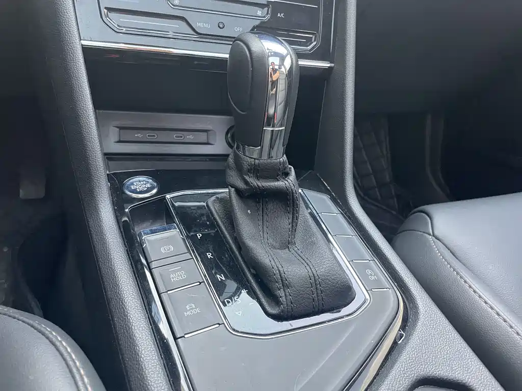 Tuyue 2022 280TSI two-wheel drive luxury version купить на сайте DeffCars