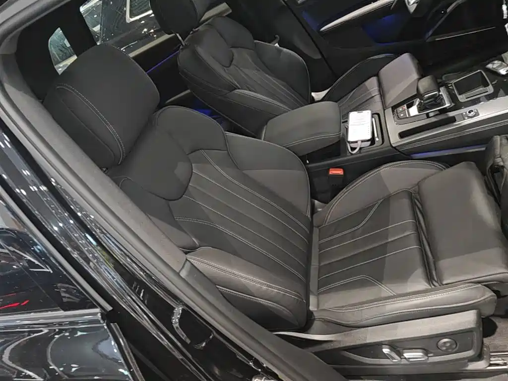 Audi Q5L 2024 45 TFSI luxury and dynamic model купить на сайте DeffCars