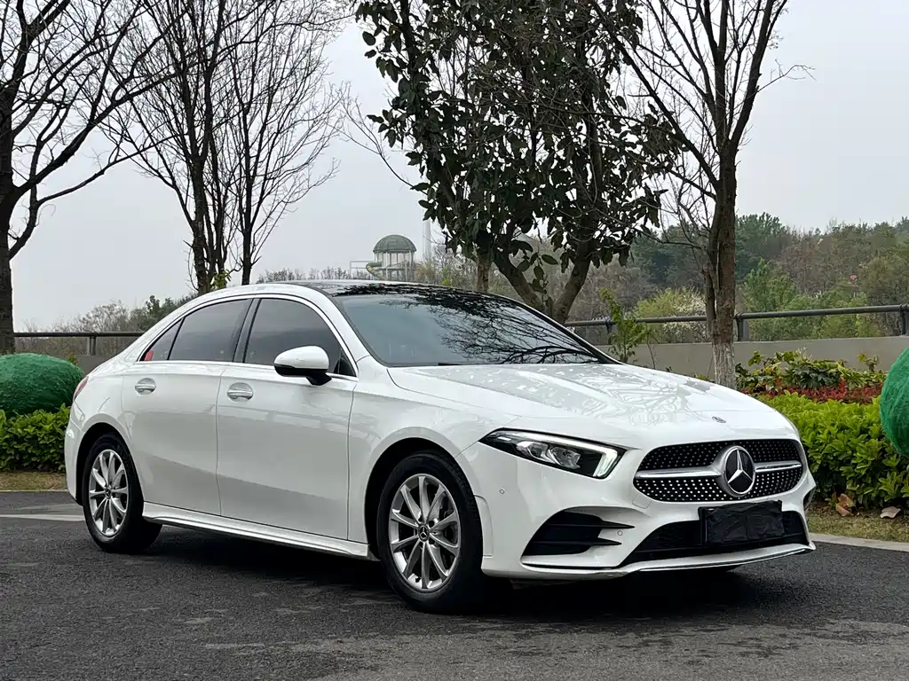 Mercedes-Benz A-Class 2021 A 200 L Sports Sedan Fashionable купить на сайте DeffCars