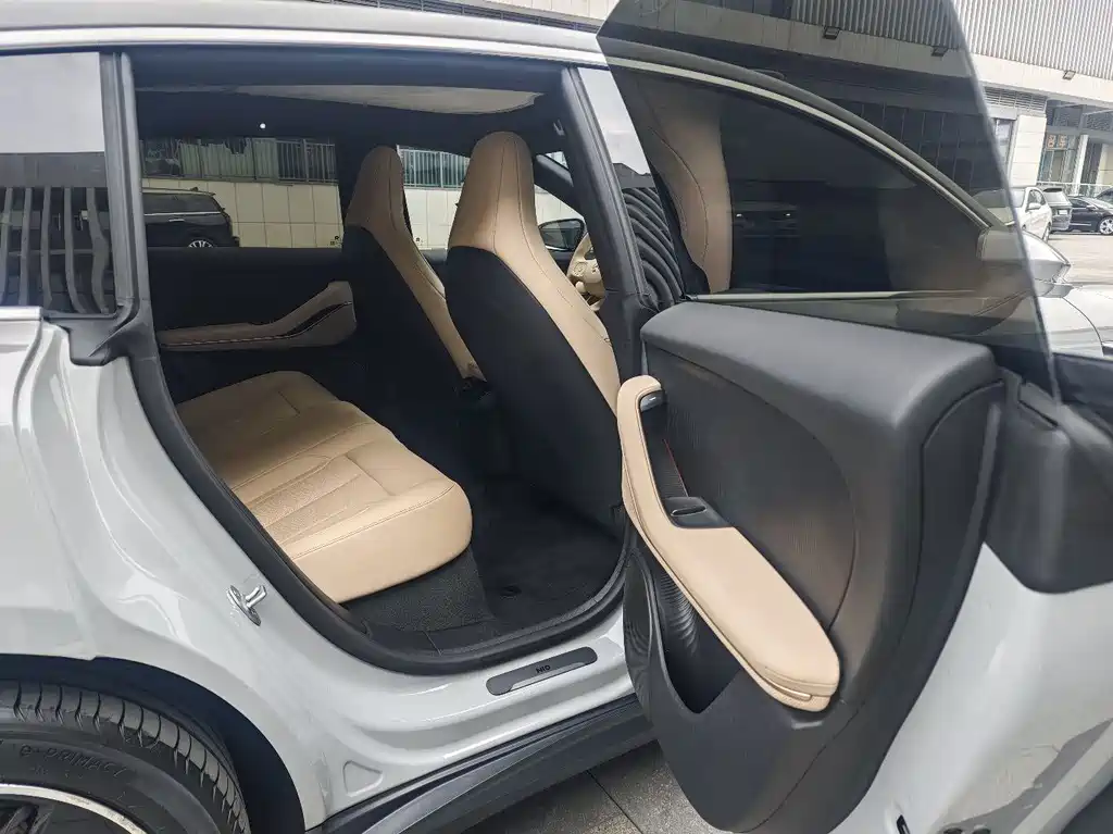 NIO ET5T 2024 model 75kWh Touring купить на сайте DeffCars