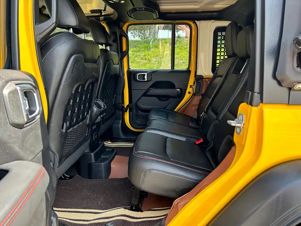 Wrangler 2021 2.0T Robin Hood Four-Door Edition купить на сайте DeffCars
