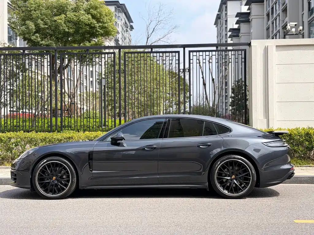 Panamera 2022 2.9T Platinum Edition купить на сайте DeffCars