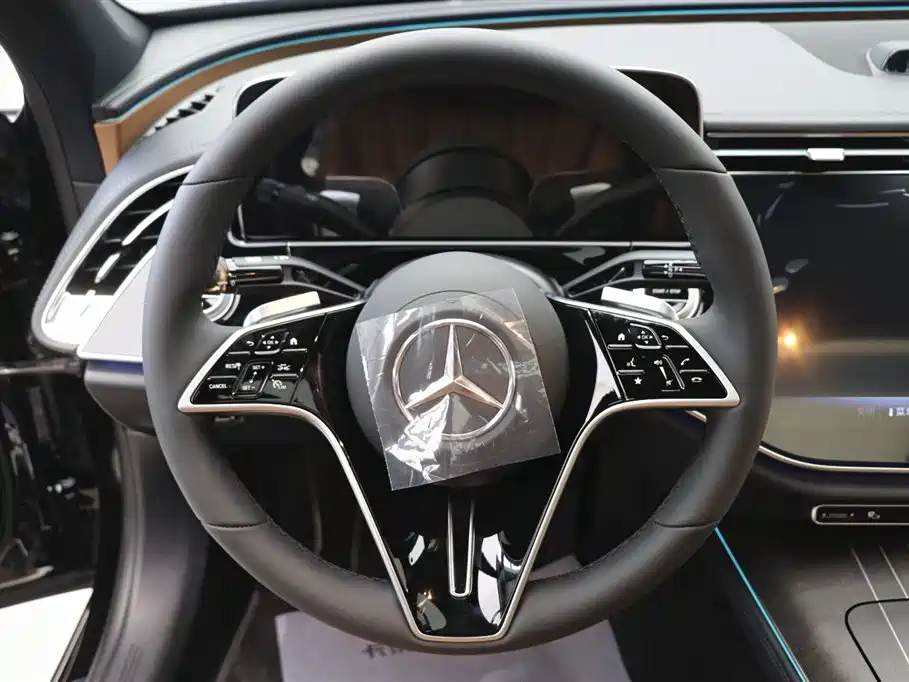 Mercedes-Benz E-Class 2026 E 300 L Luxury Model купить на сайте DeffCars
