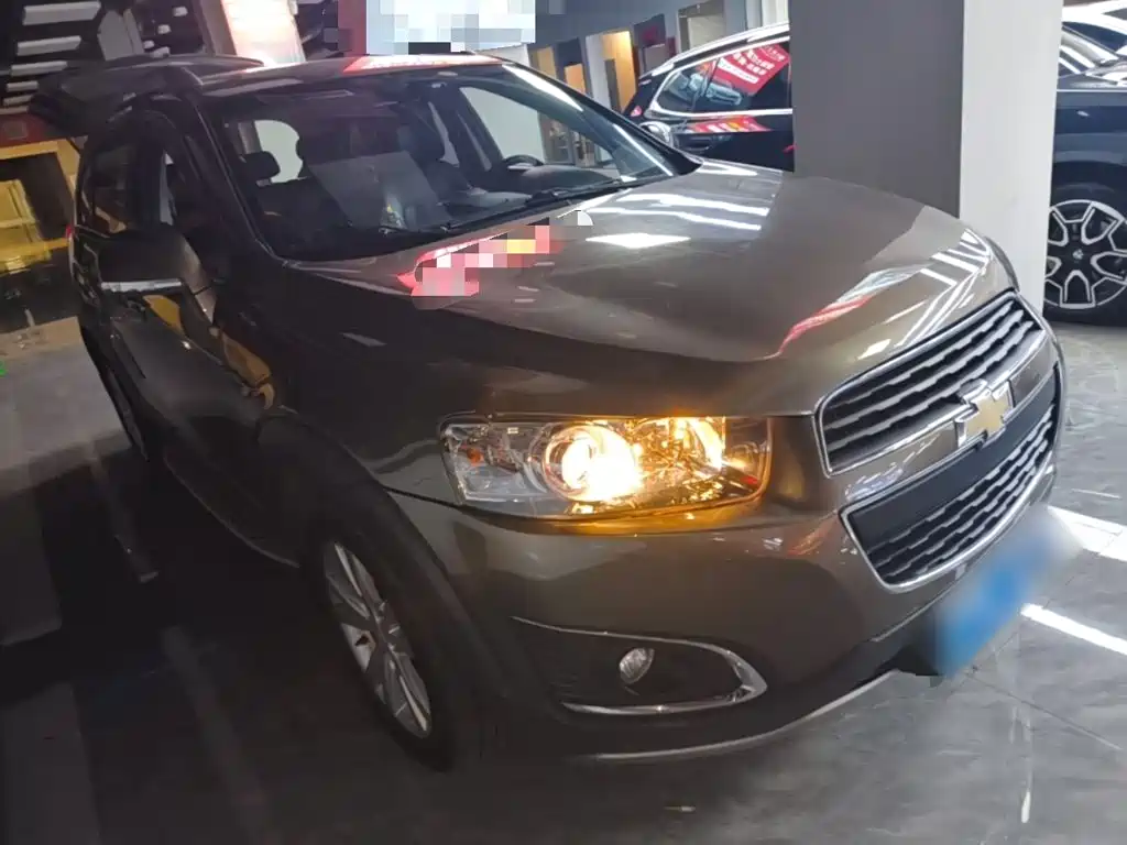 Captiva 2015 2.4L four-wheel drive flagship version 7 seats купить на сайте DeffCars
