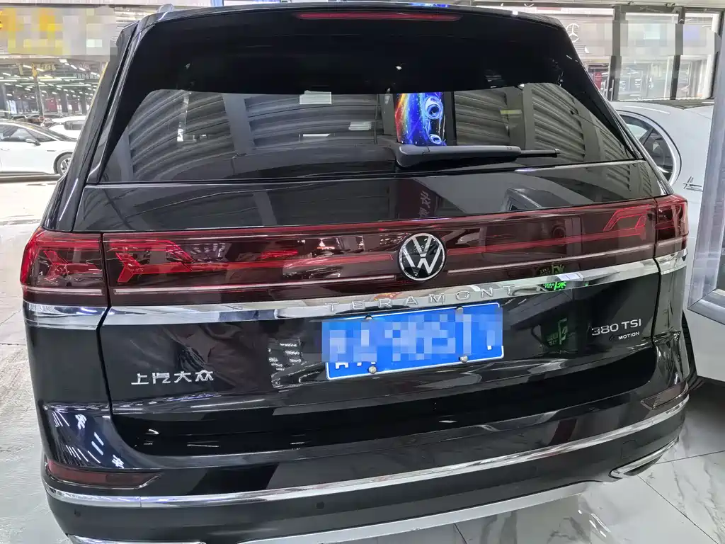 Touron 2023 380TSI four-wheel drive luxury version купить на сайте DeffCars