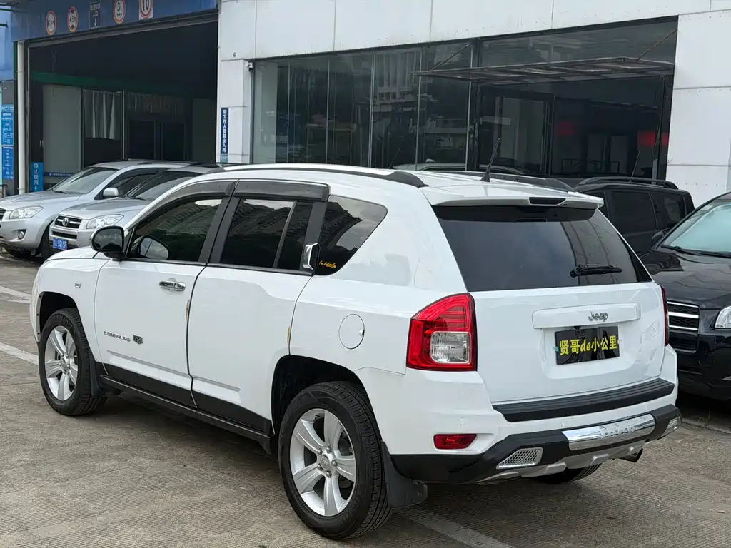 Compass imported 2013 2.0L two-wheel drive luxury version купить на сайте DeffCars