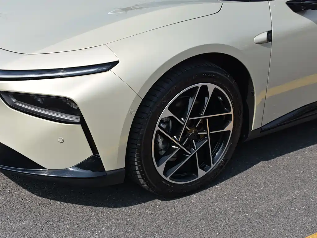 Xpeng P7+ 2024 Long Battery Life Max купить на сайте DeffCars