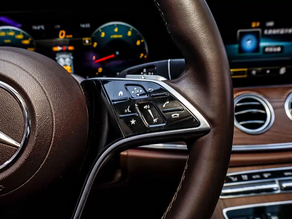 Mercedes-Benz E-Class 2021 facelift E 260 L купить на сайте DeffCars