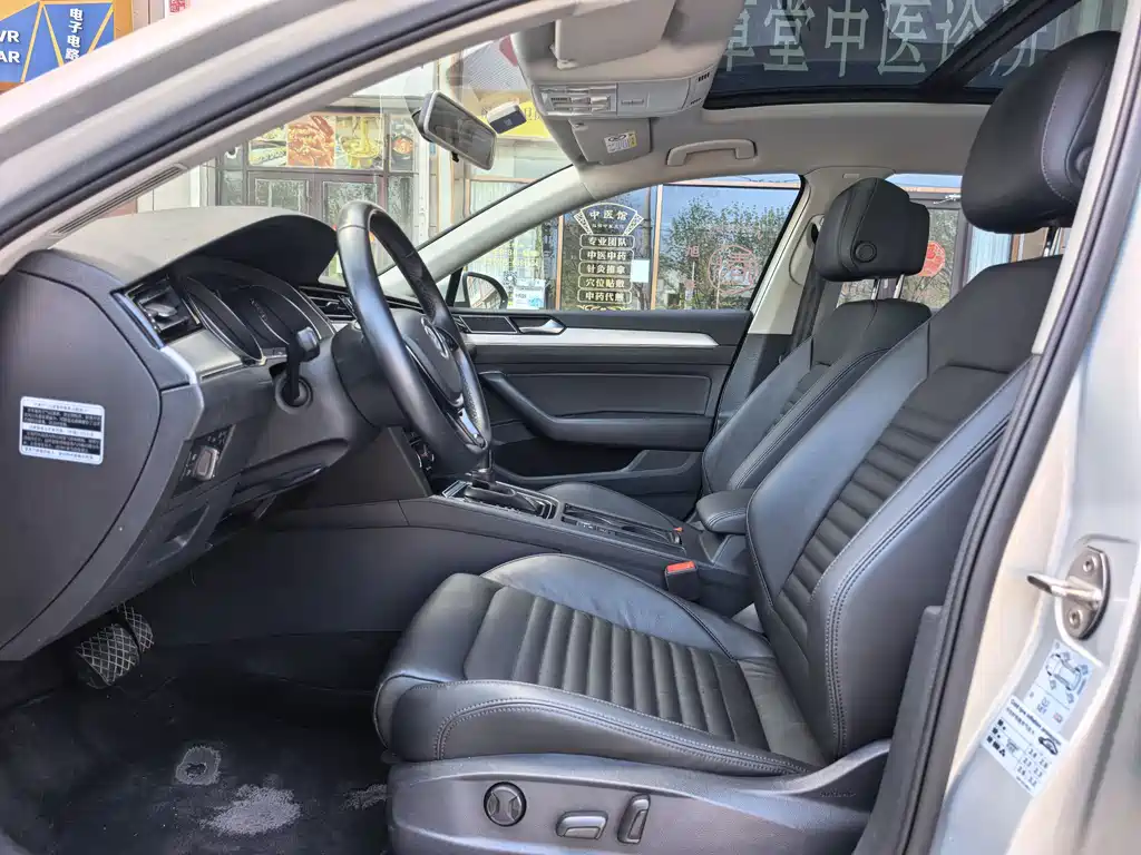 Magotan 2017 330TSI DSG leading model купить на сайте DeffCars