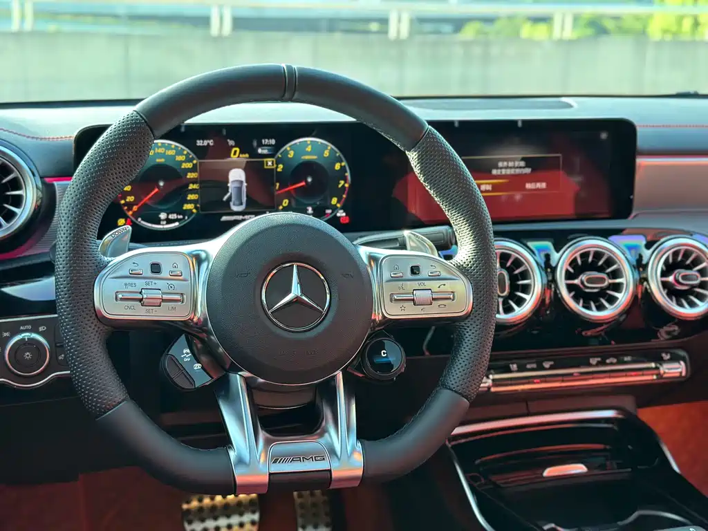 Mercedes-Benz A-Class AMG 2023 AMG A 35 L 4MATIC купить на сайте DeffCars
