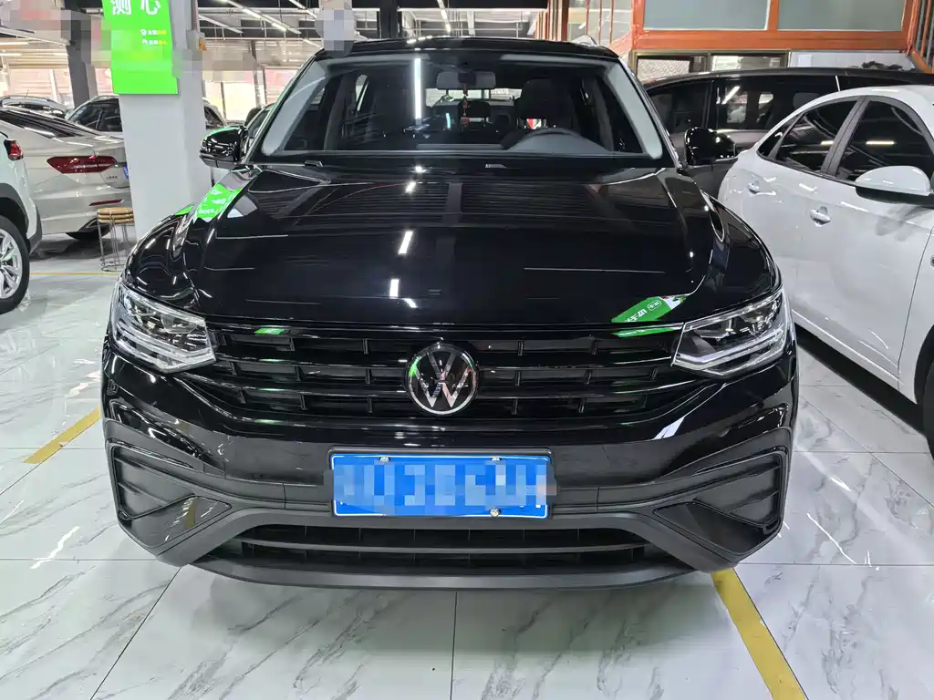 Tiguan L 2024 Outstanding Model 300TSI Automatic Two-wheel Drive Dragon Edition купить на сайте DeffCars