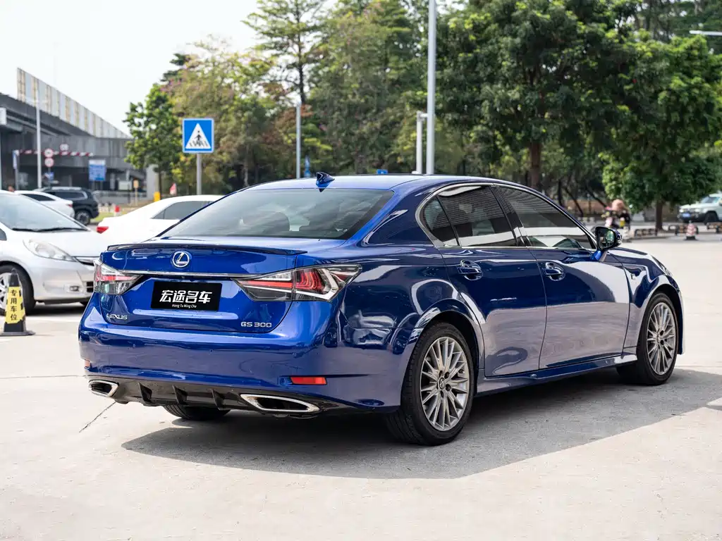 Lexus GS 2017 300 F SPORT купить на сайте DeffCars