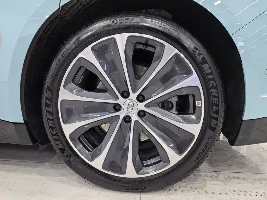 Zhijie S7 2026 Max+ купить на сайте DeffCars