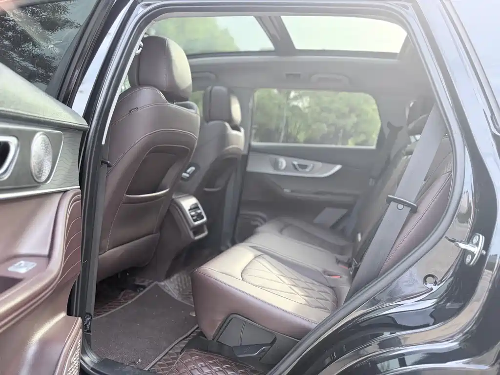 Tiggo 8 PRO 2022 290T two-wheel drive vast version 5 seats купить на сайте DeffCars