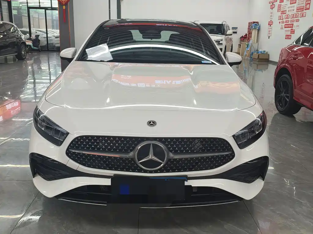 Mercedes-Benz A-Class 2024 A 200 L Dynamic купить на сайте DeffCars