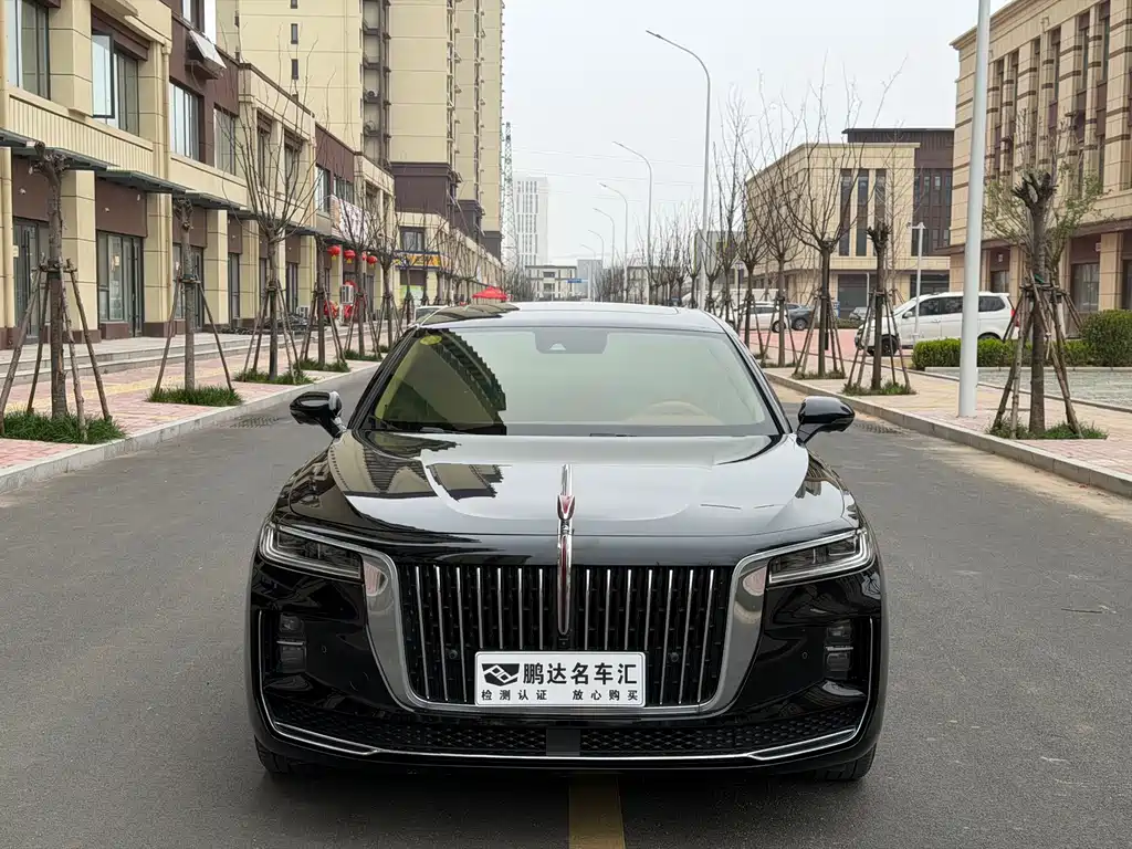 Hongqi H9 2020 2.0T Zhilian Qichang Edition купить на сайте DeffCars