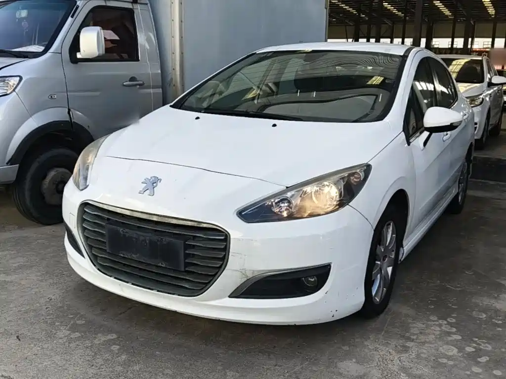 Peugeot 308 2013 1.6L automatic premium model купить на сайте DeffCars