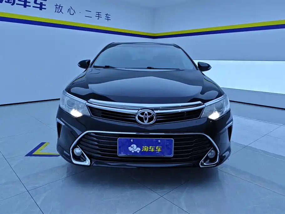 Camry 2016 2.0G 10th Anniversary Leading Edition купить на сайте DeffCars