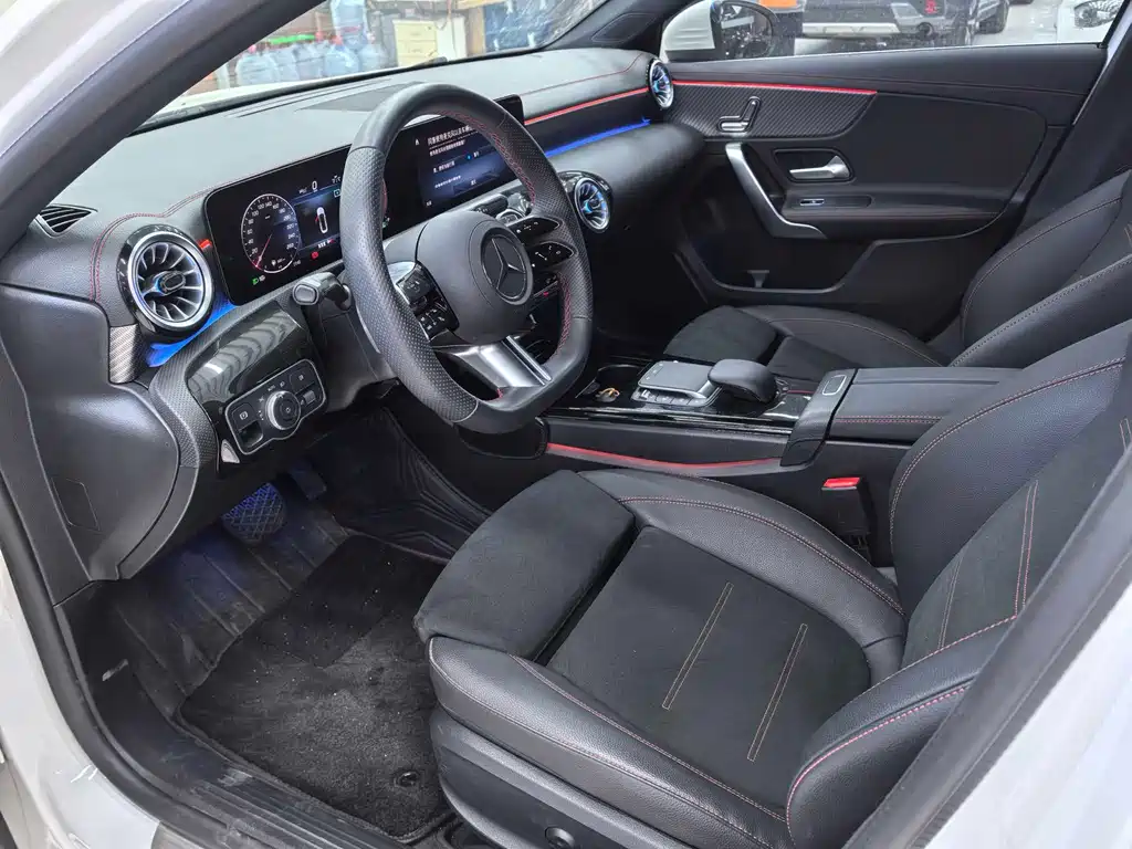 Mercedes-Benz A-Class 2023 A 200 L Fashion Model купить на сайте DeffCars
