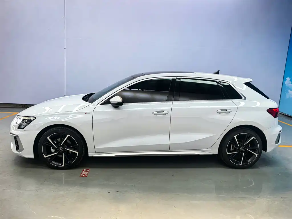 Audi A3 2022 Sportback 35 TFSI stylish and sporty купить на сайте DeffCars