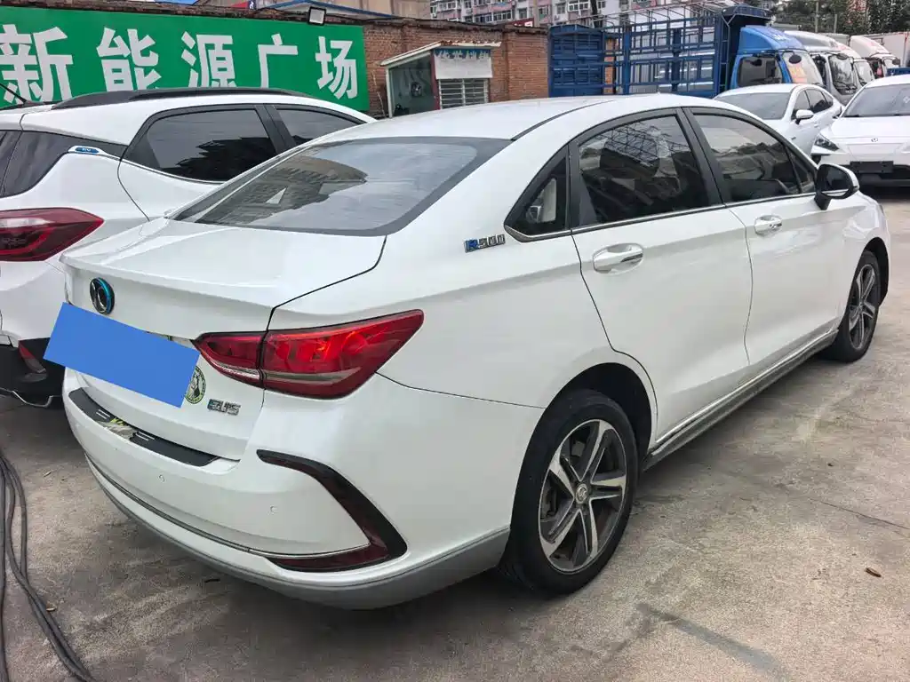 Beijing EU5 2018 R500 Zhifeng Edition купить на сайте DeffCars