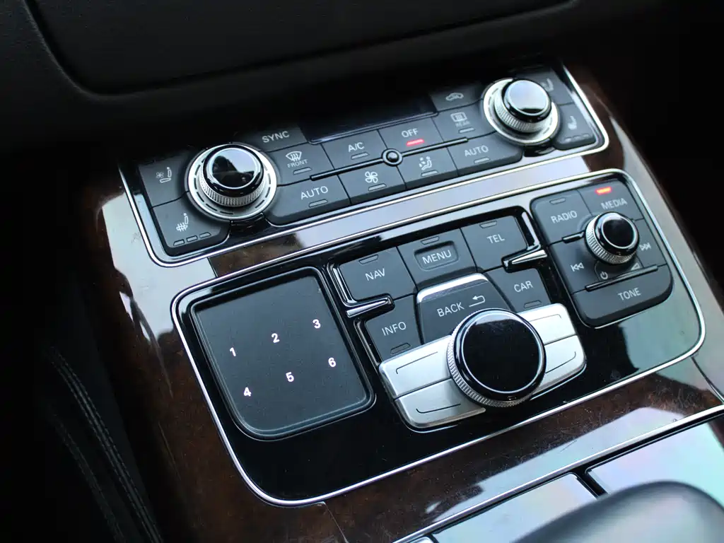 Audi A8 2017 A8L 45 TFSI quattro luxury model купить на сайте DeffCars